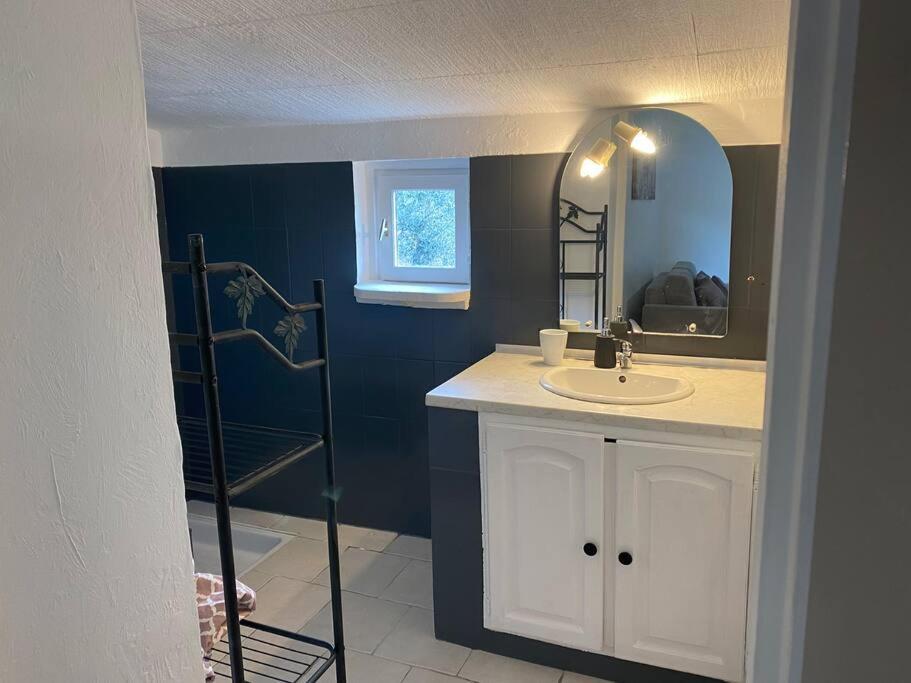 Charmante Maison Avec Piscine Gourdon  Eksteriør billede